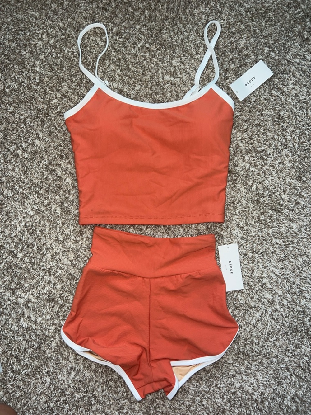 NWT! Geode Women’s Coral Swim Set with White Trim Super flattering! Sz XXSMALL - Picture 3 of 15